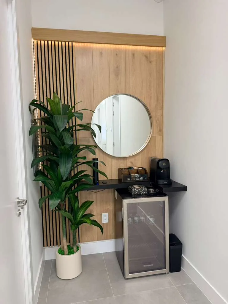 Patient waiting corner